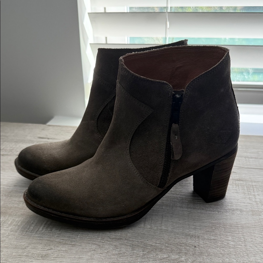 Palladium Dark Brown Ankle Boots